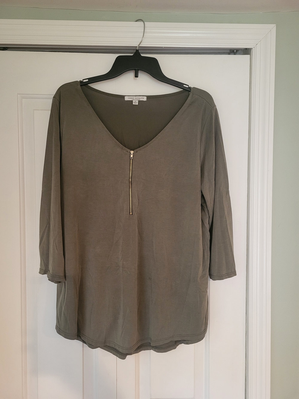 Green Envelope Olive Zip V-Neck 3/4 Sleeve Top